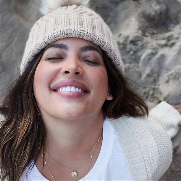 BEIGE RIB POM-POM BEANIE - Picture 3 of 3